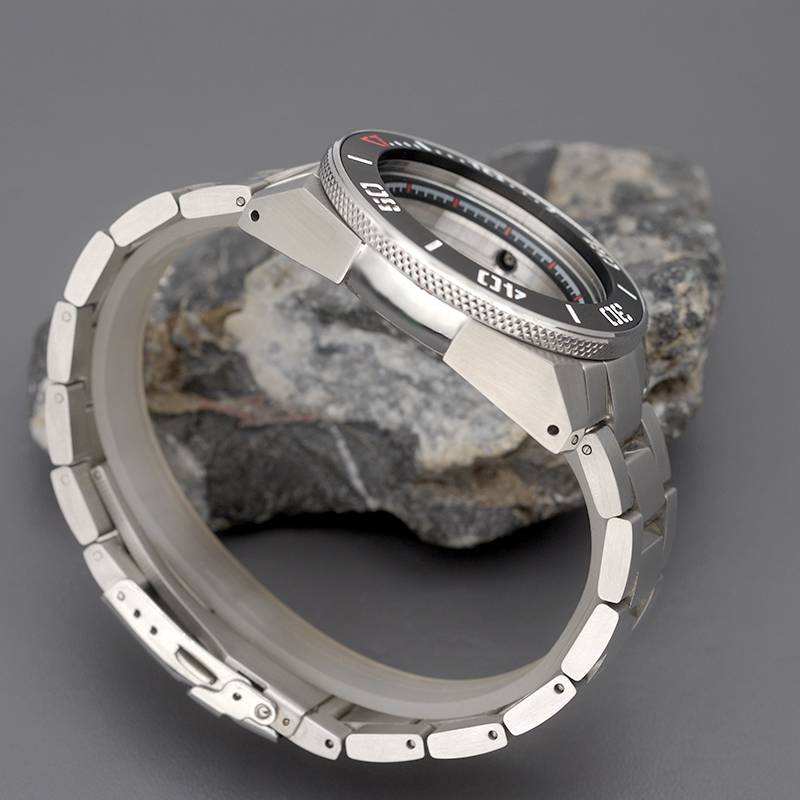 Nouveau boîtier de montre King - Citizen Watch Tsuyosa avis et prix