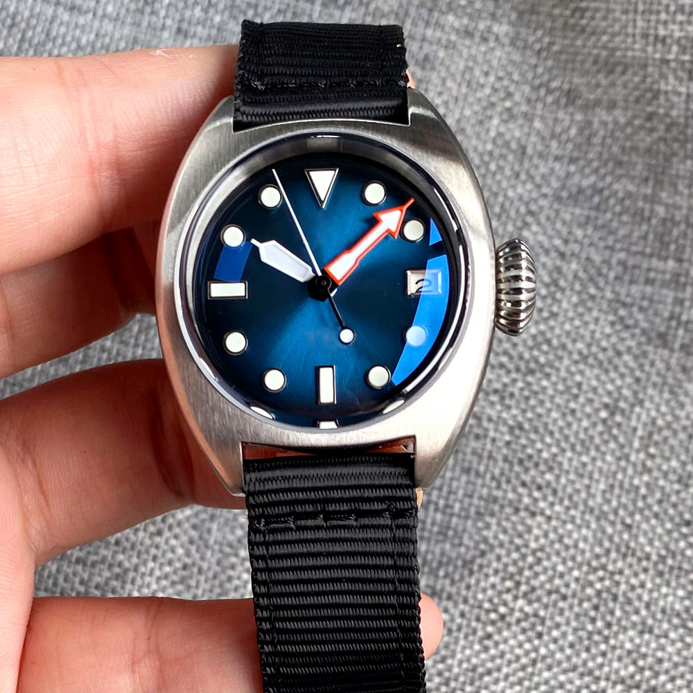 Montre mécanique de plongée mi - Seiko Watch 5 Sports avis et prix